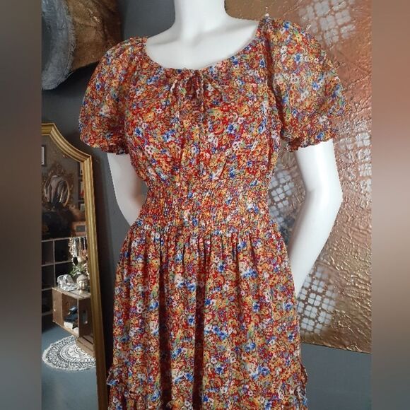 Floral Bohemian Ruffled Maxi Dress - Picture 14 of 16